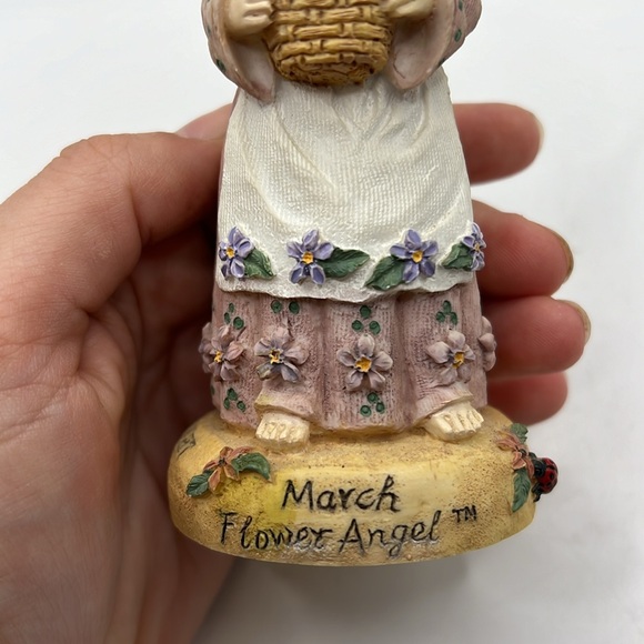 Flower Angel March Violet Figurine Resin 1995 Linda Grayson Collection - Picture 8 of 16